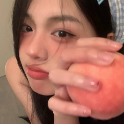 跳舞的红色公交